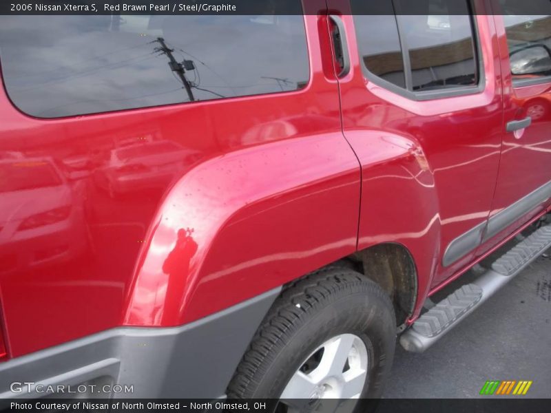 Red Brawn Pearl / Steel/Graphite 2006 Nissan Xterra S