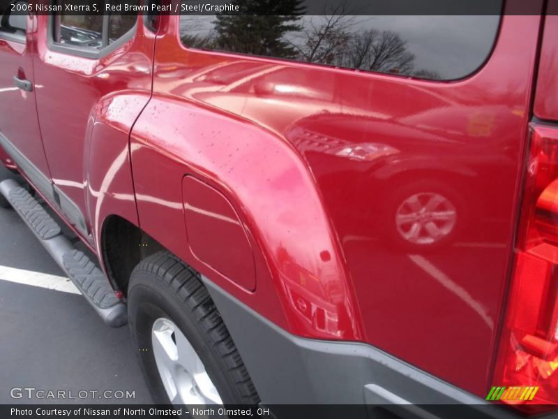 Red Brawn Pearl / Steel/Graphite 2006 Nissan Xterra S