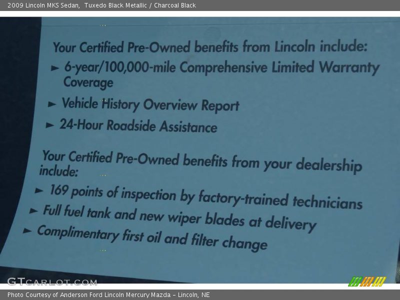Tuxedo Black Metallic / Charcoal Black 2009 Lincoln MKS Sedan