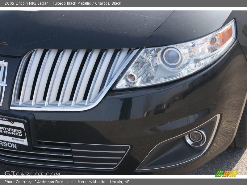 Tuxedo Black Metallic / Charcoal Black 2009 Lincoln MKS Sedan