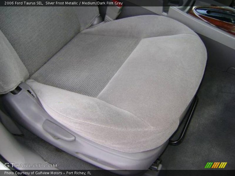 Silver Frost Metallic / Medium/Dark Flint Grey 2006 Ford Taurus SEL