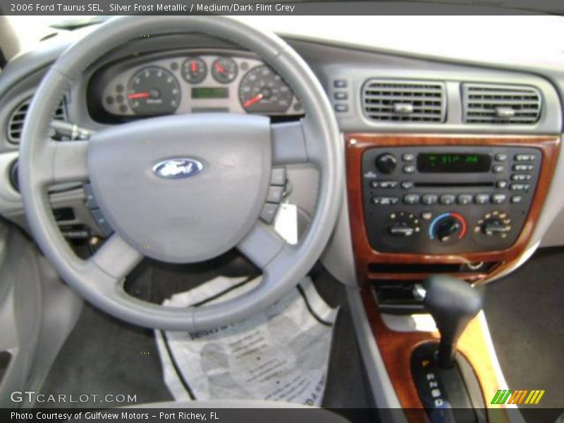 Silver Frost Metallic / Medium/Dark Flint Grey 2006 Ford Taurus SEL