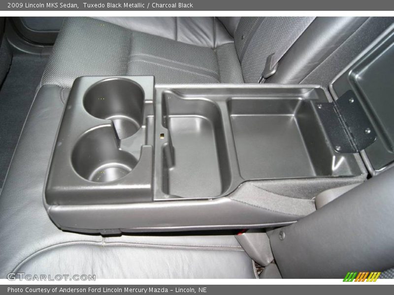 Tuxedo Black Metallic / Charcoal Black 2009 Lincoln MKS Sedan