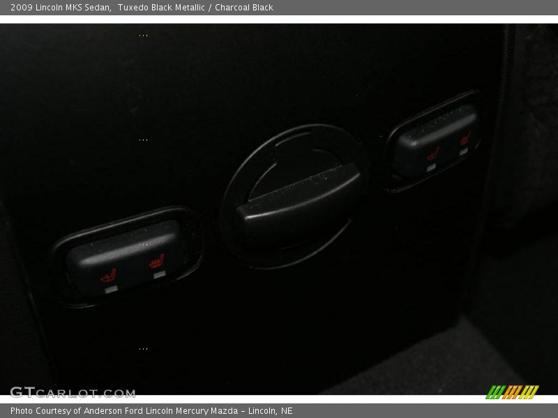 Tuxedo Black Metallic / Charcoal Black 2009 Lincoln MKS Sedan
