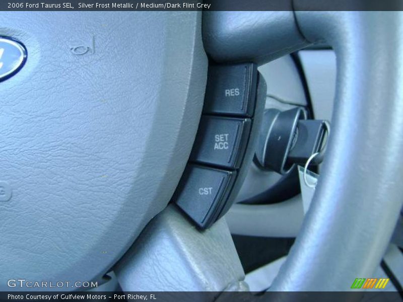 Silver Frost Metallic / Medium/Dark Flint Grey 2006 Ford Taurus SEL
