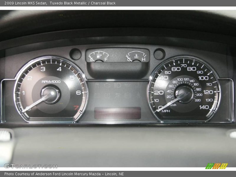 Tuxedo Black Metallic / Charcoal Black 2009 Lincoln MKS Sedan