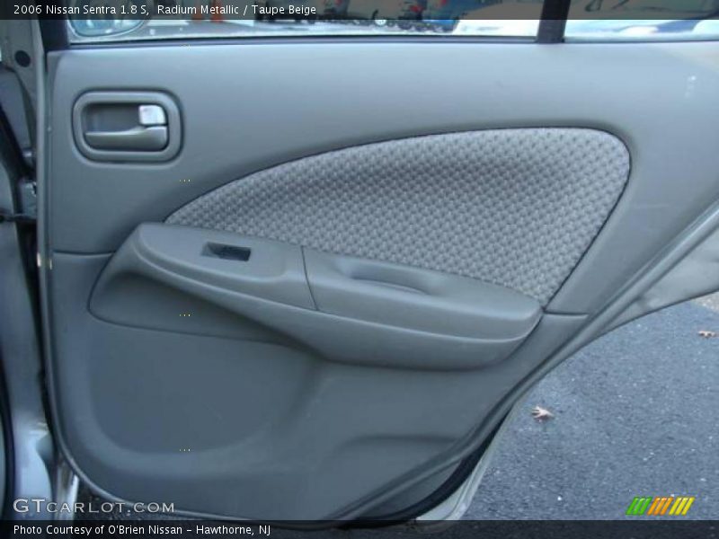 Radium Metallic / Taupe Beige 2006 Nissan Sentra 1.8 S