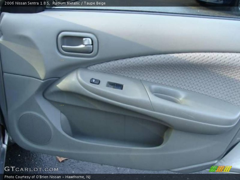Radium Metallic / Taupe Beige 2006 Nissan Sentra 1.8 S
