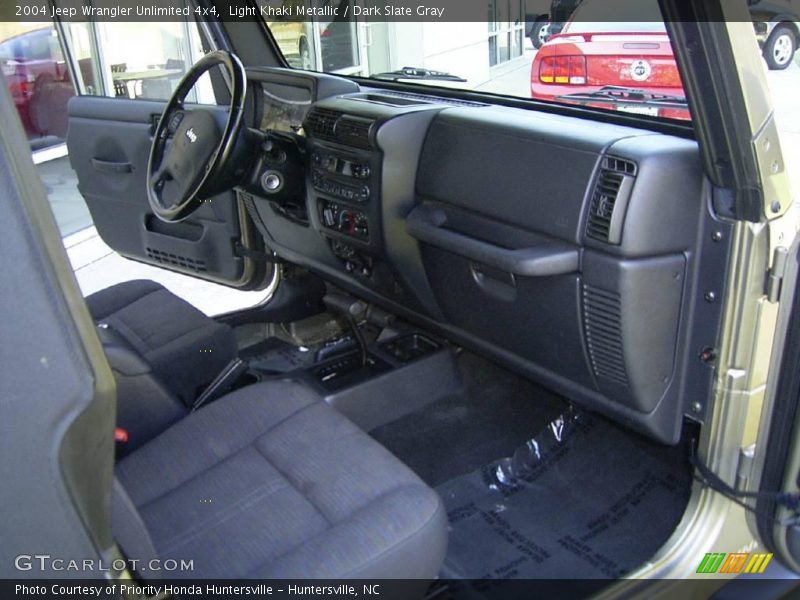 Light Khaki Metallic / Dark Slate Gray 2004 Jeep Wrangler Unlimited 4x4