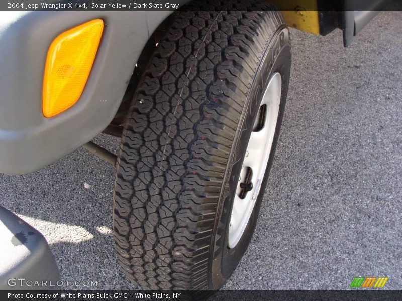 Solar Yellow / Dark Slate Gray 2004 Jeep Wrangler X 4x4