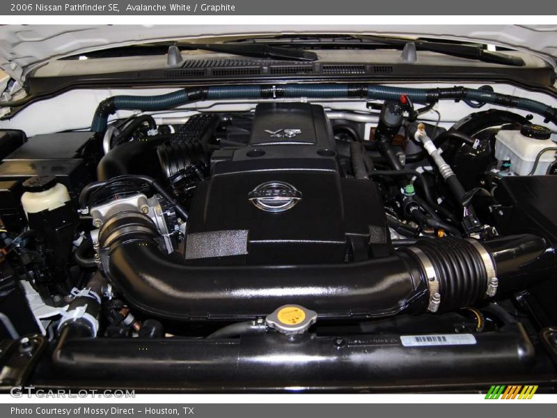 Avalanche White / Graphite 2006 Nissan Pathfinder SE