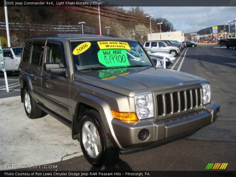 Light Khaki Metallic / Khaki 2006 Jeep Commander 4x4