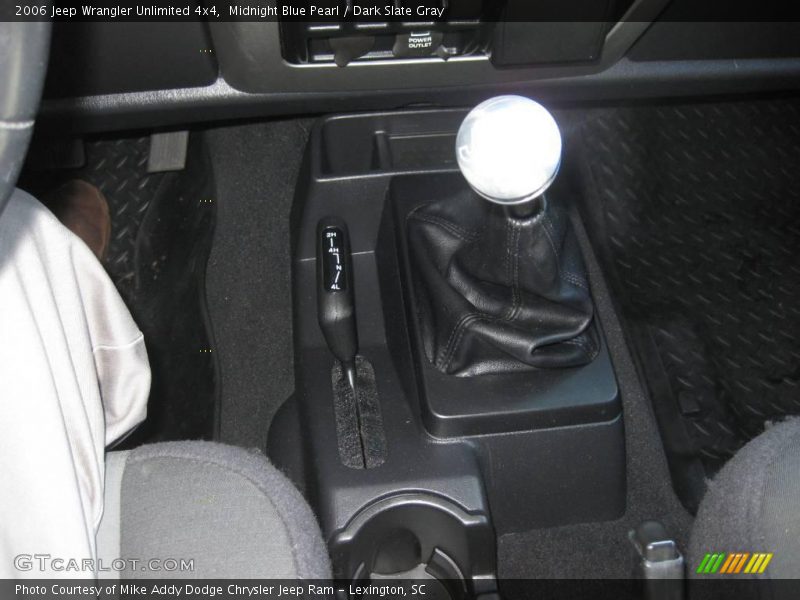 Midnight Blue Pearl / Dark Slate Gray 2006 Jeep Wrangler Unlimited 4x4