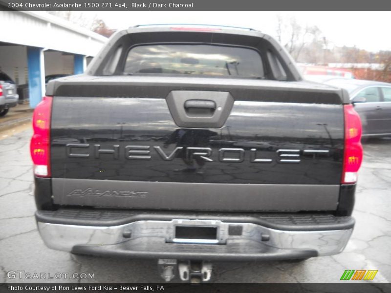 Black / Dark Charcoal 2004 Chevrolet Avalanche 1500 Z71 4x4