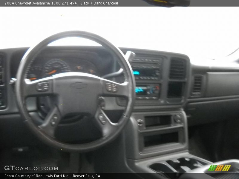 Black / Dark Charcoal 2004 Chevrolet Avalanche 1500 Z71 4x4