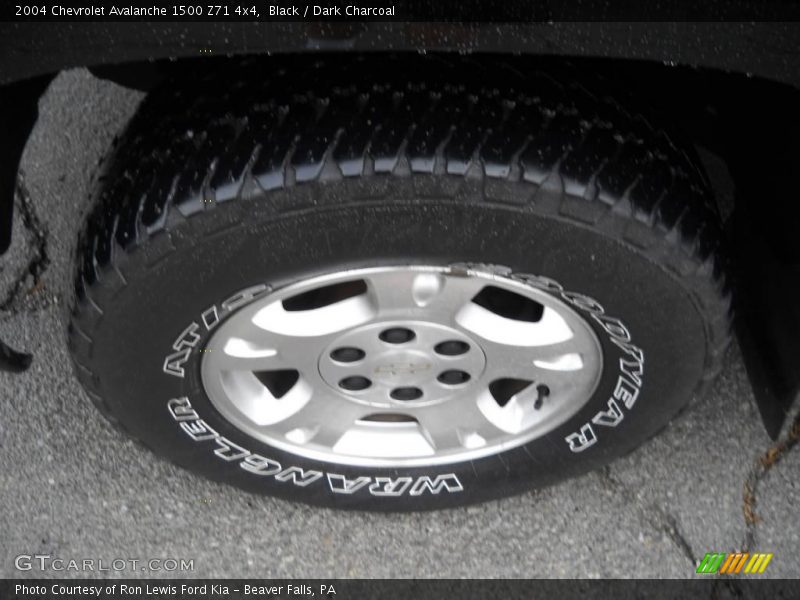 Black / Dark Charcoal 2004 Chevrolet Avalanche 1500 Z71 4x4