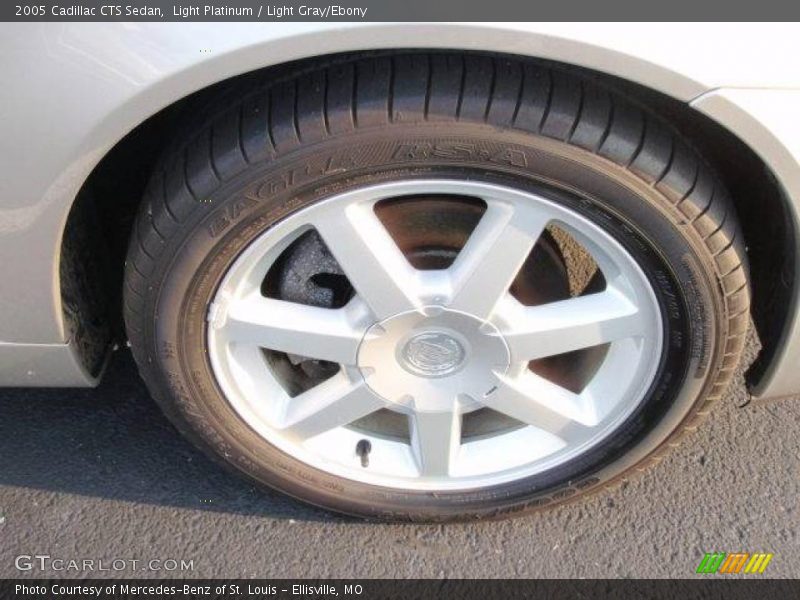 Light Platinum / Light Gray/Ebony 2005 Cadillac CTS Sedan