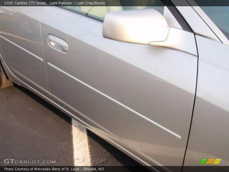 Light Platinum / Light Gray/Ebony 2005 Cadillac CTS Sedan