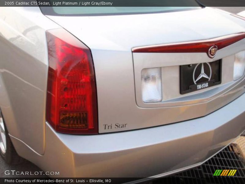 Light Platinum / Light Gray/Ebony 2005 Cadillac CTS Sedan