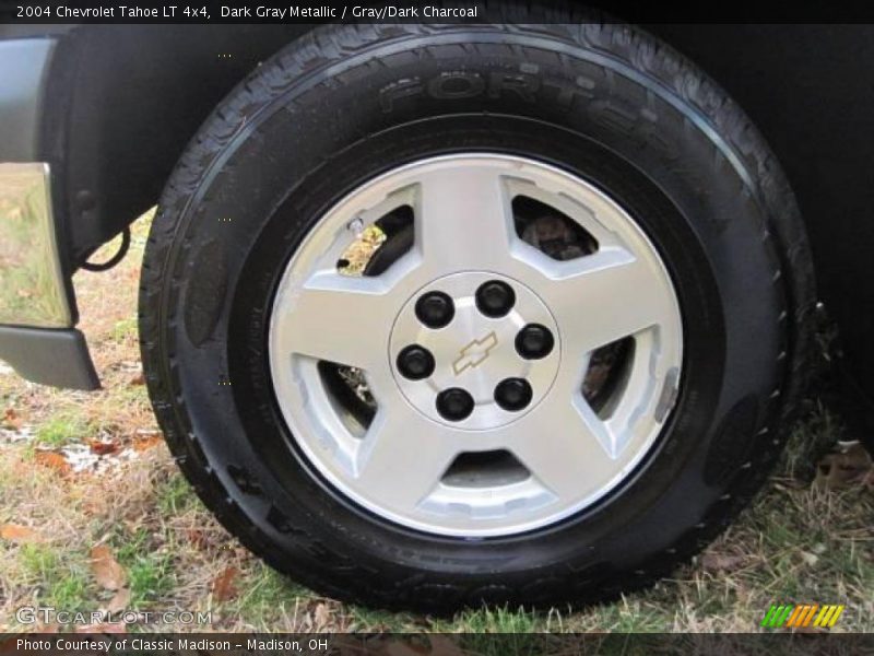 Dark Gray Metallic / Gray/Dark Charcoal 2004 Chevrolet Tahoe LT 4x4