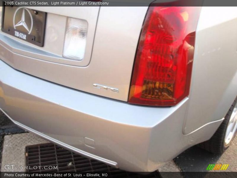 Light Platinum / Light Gray/Ebony 2005 Cadillac CTS Sedan