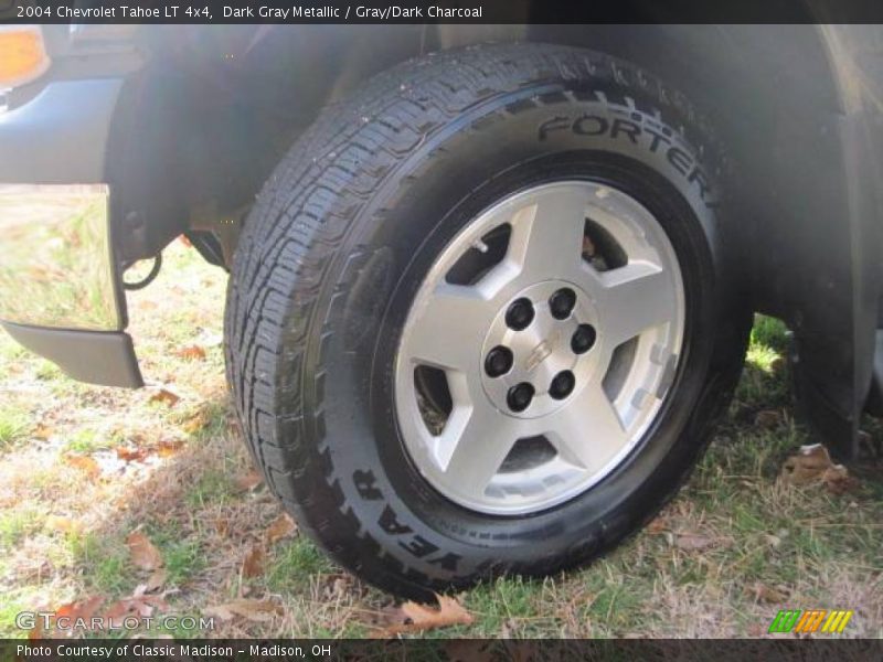 Dark Gray Metallic / Gray/Dark Charcoal 2004 Chevrolet Tahoe LT 4x4