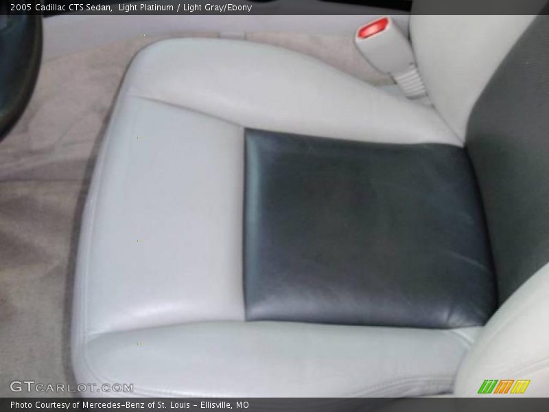 Light Platinum / Light Gray/Ebony 2005 Cadillac CTS Sedan