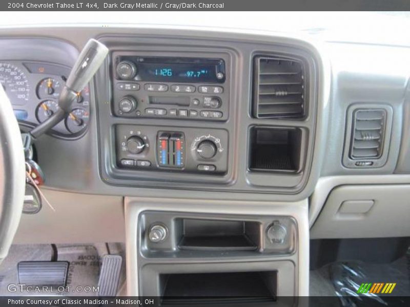 Dark Gray Metallic / Gray/Dark Charcoal 2004 Chevrolet Tahoe LT 4x4