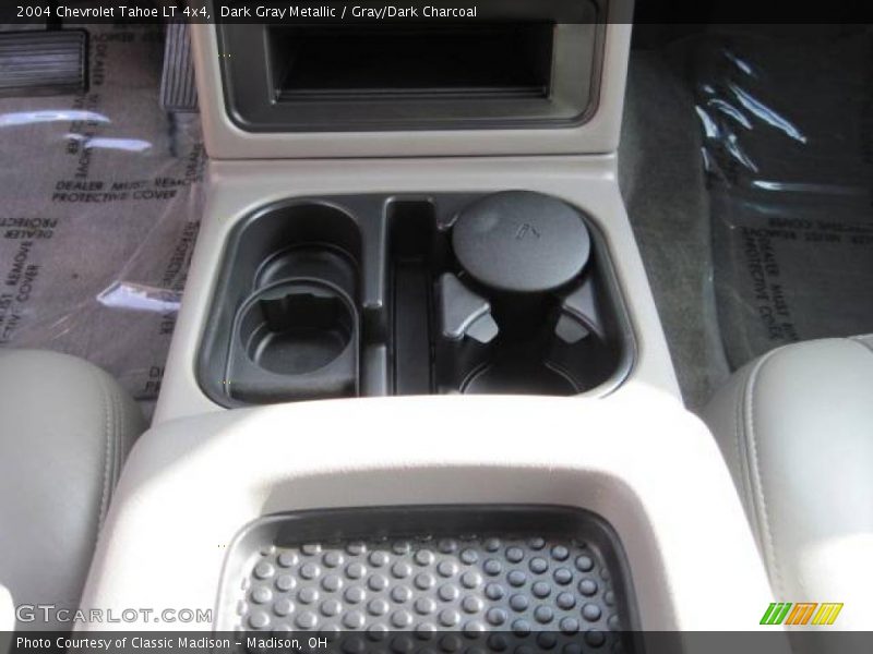 Dark Gray Metallic / Gray/Dark Charcoal 2004 Chevrolet Tahoe LT 4x4