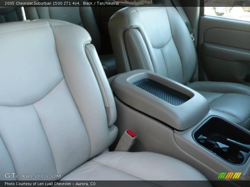 Black / Tan/Neutral 2005 Chevrolet Suburban 1500 Z71 4x4