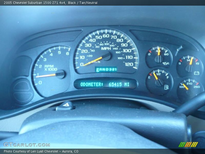 Black / Tan/Neutral 2005 Chevrolet Suburban 1500 Z71 4x4