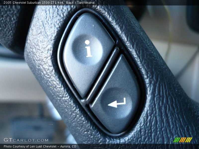 Black / Tan/Neutral 2005 Chevrolet Suburban 1500 Z71 4x4