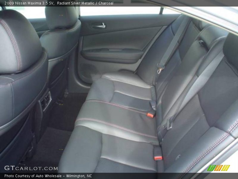 Radiant Silver Metallic / Charcoal 2009 Nissan Maxima 3.5 SV