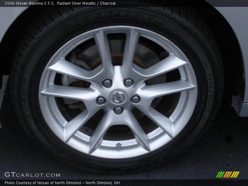 Radiant Silver Metallic / Charcoal 2009 Nissan Maxima 3.5 S