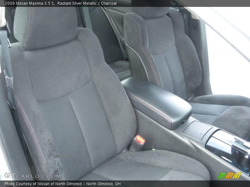 Radiant Silver Metallic / Charcoal 2009 Nissan Maxima 3.5 S