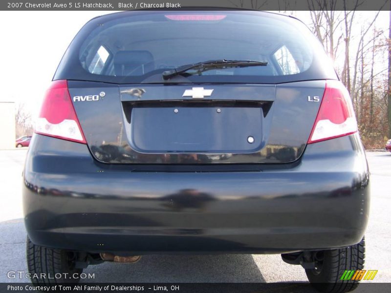 Black / Charcoal Black 2007 Chevrolet Aveo 5 LS Hatchback