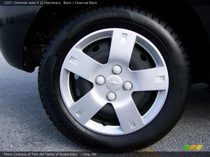 Black / Charcoal Black 2007 Chevrolet Aveo 5 LS Hatchback