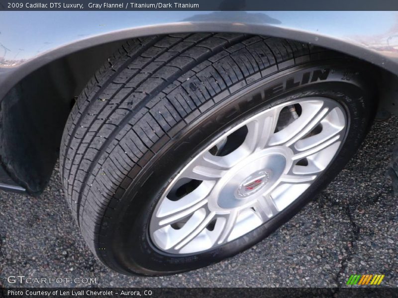 Gray Flannel / Titanium/Dark Titanium 2009 Cadillac DTS Luxury