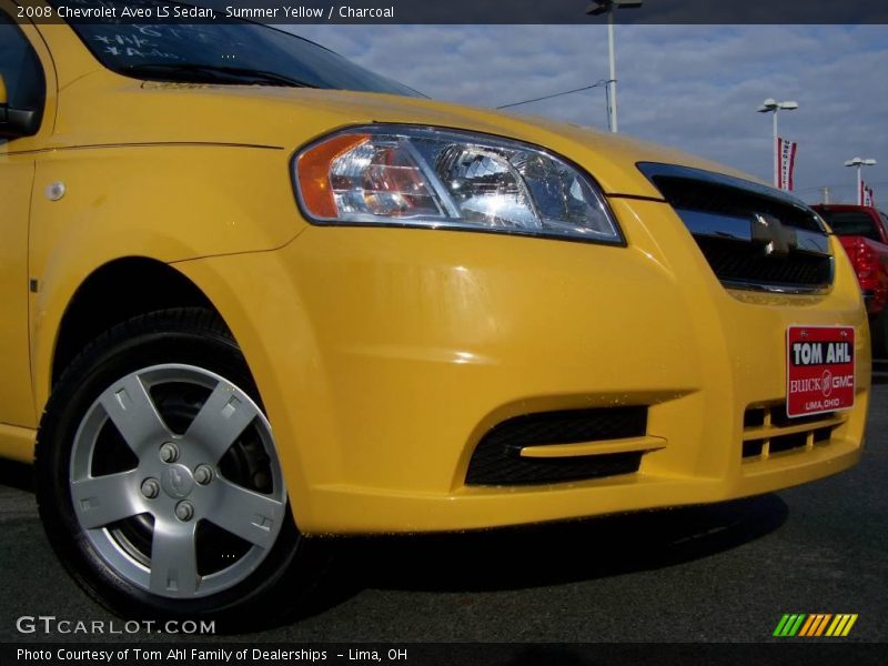 Summer Yellow / Charcoal 2008 Chevrolet Aveo LS Sedan
