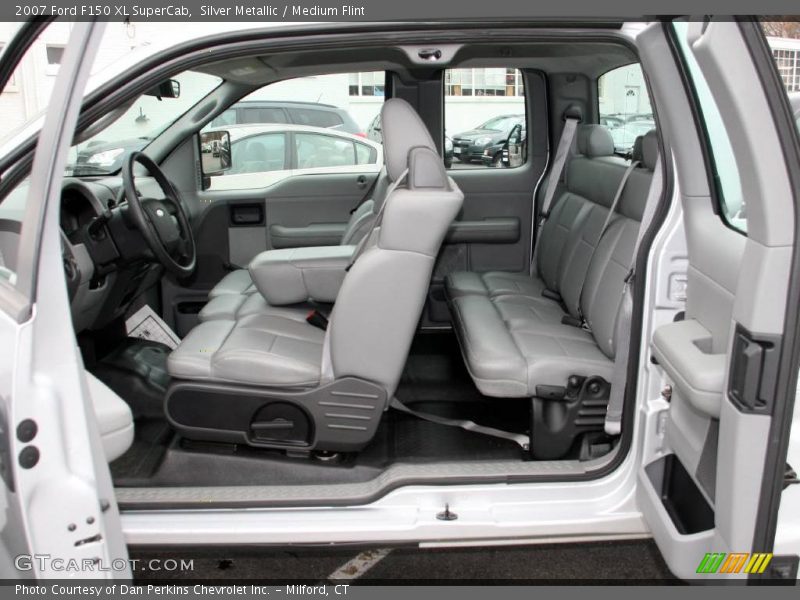 Silver Metallic / Medium Flint 2007 Ford F150 XL SuperCab