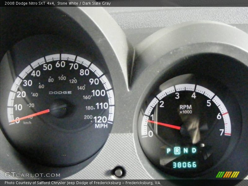 Stone White / Dark Slate Gray 2008 Dodge Nitro SXT 4x4