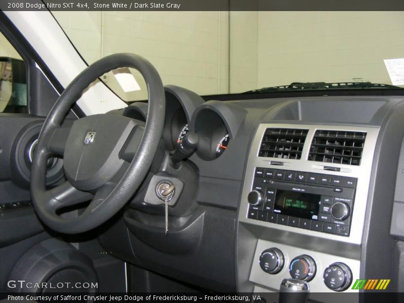 Stone White / Dark Slate Gray 2008 Dodge Nitro SXT 4x4