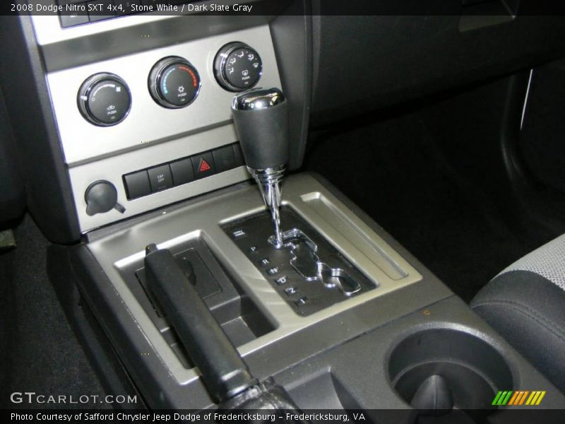 Stone White / Dark Slate Gray 2008 Dodge Nitro SXT 4x4