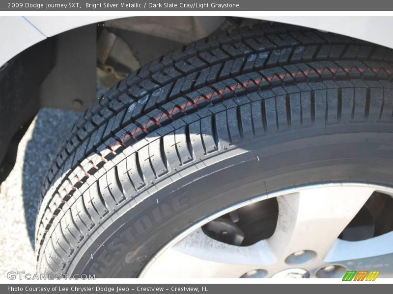 Bright Silver Metallic / Dark Slate Gray/Light Graystone 2009 Dodge Journey SXT
