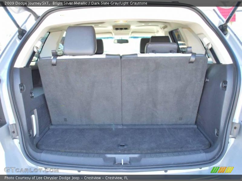 Bright Silver Metallic / Dark Slate Gray/Light Graystone 2009 Dodge Journey SXT