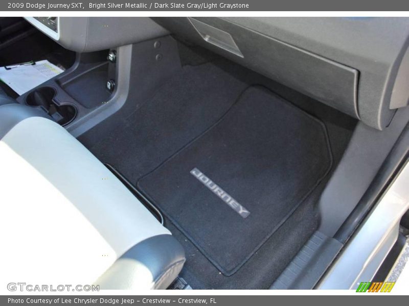 Bright Silver Metallic / Dark Slate Gray/Light Graystone 2009 Dodge Journey SXT