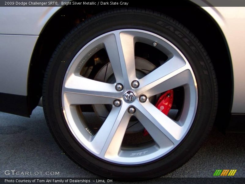 Bright Silver Metallic / Dark Slate Gray 2009 Dodge Challenger SRT8