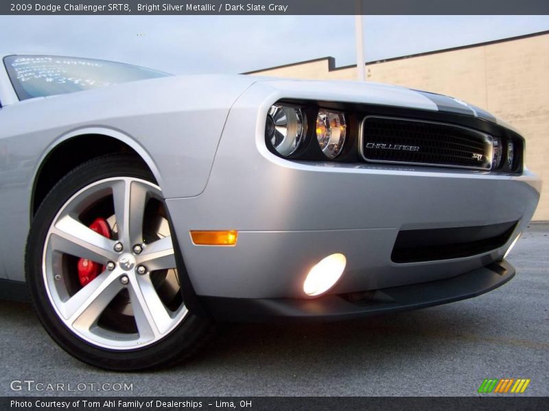 Bright Silver Metallic / Dark Slate Gray 2009 Dodge Challenger SRT8