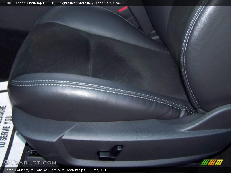 Bright Silver Metallic / Dark Slate Gray 2009 Dodge Challenger SRT8