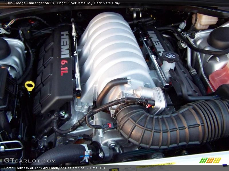 Bright Silver Metallic / Dark Slate Gray 2009 Dodge Challenger SRT8